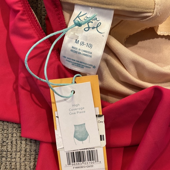 Kona Sol Ruffle one-piece swimsuit with one-shoulder design. Size Medium - Picture 7 of 9